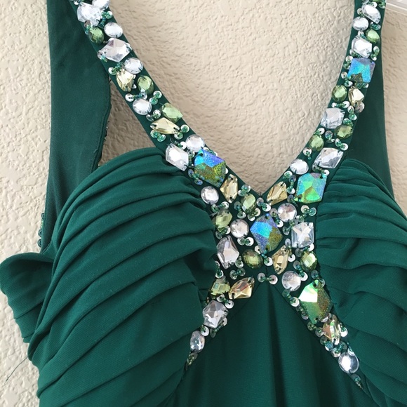 Prom dress - Picture 2 of 3